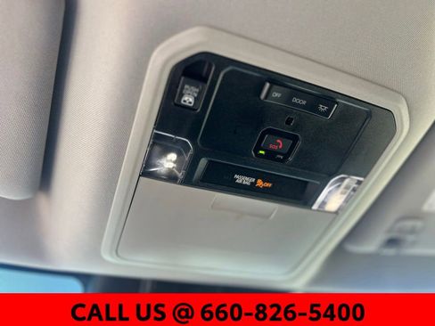 Used 2022 Toyota Tundra SR5 AWD/4WD image 18