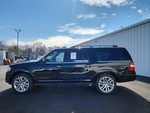Used 2017 Ford Expedition EL Platinum image 2