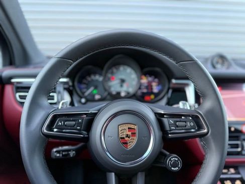 New 2025 Porsche Macan S image 19
