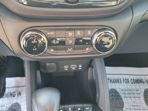 Used 2023 Chevrolet TrailBlazer RS w/ Convenience Package image 22