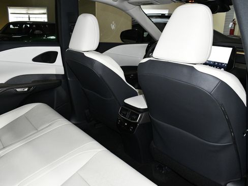 Used 2025 Lexus RX 350 Premium Plus w/ Accessory Package image 16