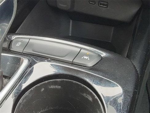 Certified 2024 Chevrolet Trax LT w/ Driver Confidence Package image 26