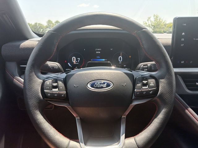 Used 2025 Ford Explorer ST-Line AWD/4WD image 39