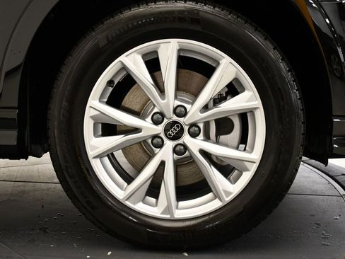Used 2025 Audi Q3 2.0T Premium Plus w/ Premium Plus Package image 17