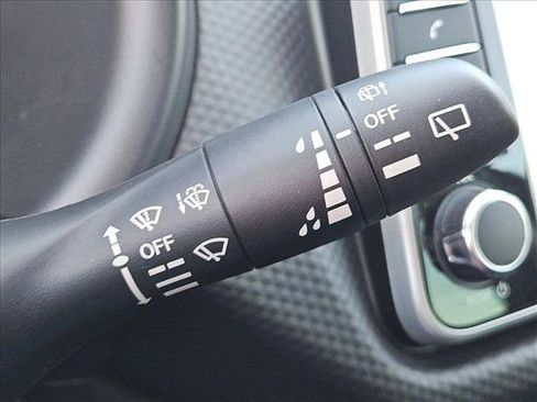 Used 2024 Nissan Kicks S FWD image 15