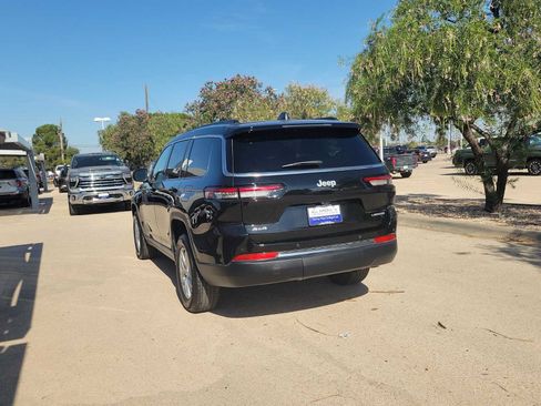Used 2025 Jeep Grand Cherokee L Laredo AWD/4WD image 6