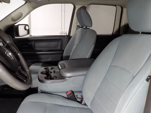 Used 2019 RAM 1500 Tradesman w/ Tradesman SXT Package image 12