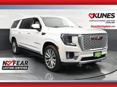 Used 2022 GMC Yukon XL Denali AWD/4WD image 1