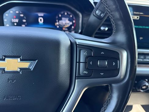 Used 2024 Chevrolet Silverado 2500 LT AWD/4WD image 17