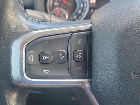 Used 2022 RAM 1500 Laramie AWD/4WD image 18