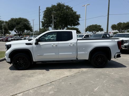 Used 2024 GMC Sierra 1500 Elevation AWD/4WD image 8