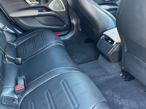 Certified 2023 Mercedes-Benz EQS AMG 4MATIC image 31