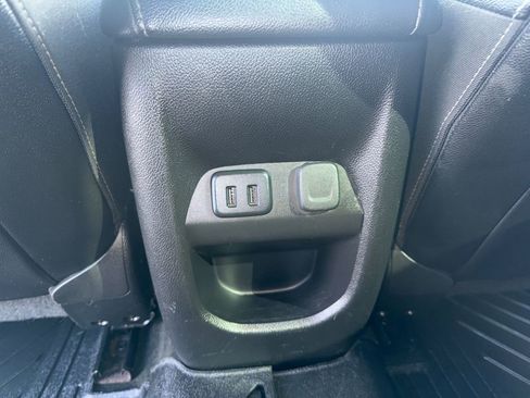 Used 2018 Chevrolet Colorado ZR2 w/ ZR2 Dusk Special Edition image 18