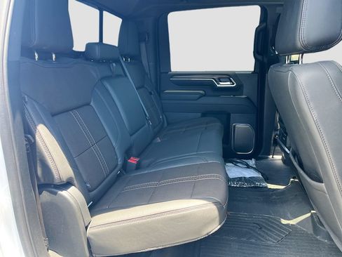 Used 2025 Chevrolet Silverado 3500 High Country w/ High Country Premium Package AWD/4WD image 31