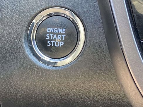 Used 2023 Toyota Camry SE w/ Convenience Package image 29