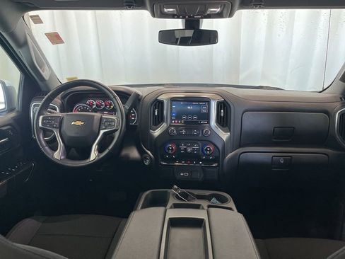Used 2022 Chevrolet Silverado 1500 LT image 9