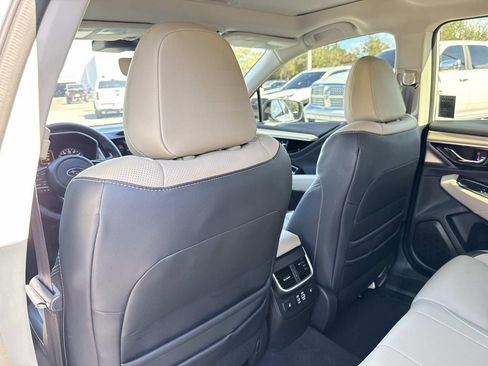 Used 2023 Subaru Outback Limited image 14