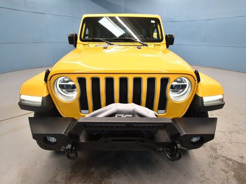 Used 2020 Jeep Wrangler Unlimited Sahara AWD/4WD image 28