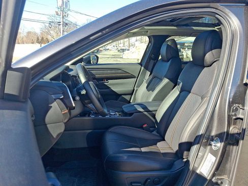 Certified 2025 MAZDA CX-50 AWD 2.5 S w/ Weather Package image 14