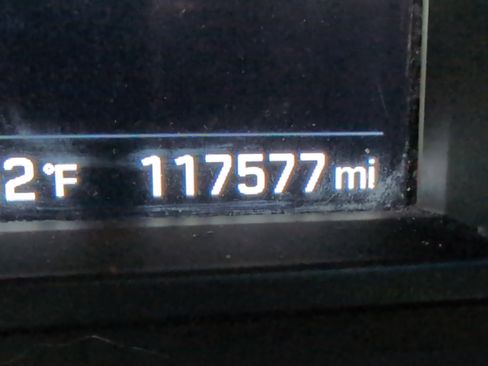 Used 2017 Hyundai Santa Fe Sport AWD/4WD image 22