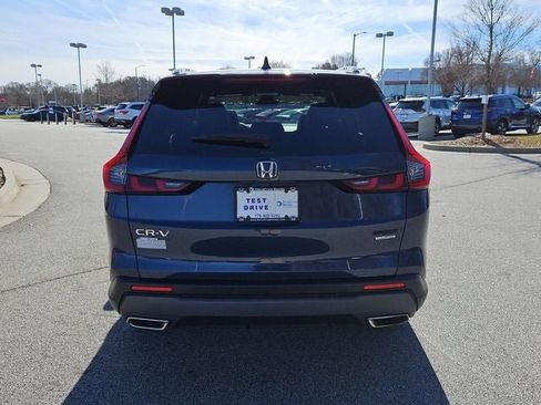 Used 2025 Honda CR-V Sport Touring image 8