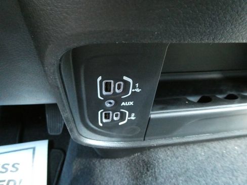 New 2026 RAM 3500 Tradesman AWD/4WD image 25