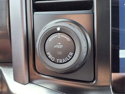 Used 2023 Ford F150 Lariat w/ Trailer Tow Package AWD/4WD image 29