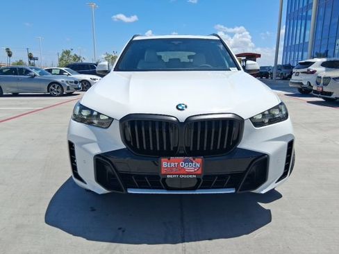 New 2026 BMW X5 sDrive40i w/ M Sport Package RWD image 2