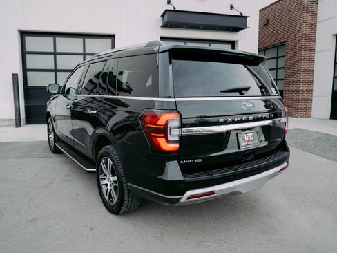 Used 2023 Ford Expedition Limited AWD/4WD image 6