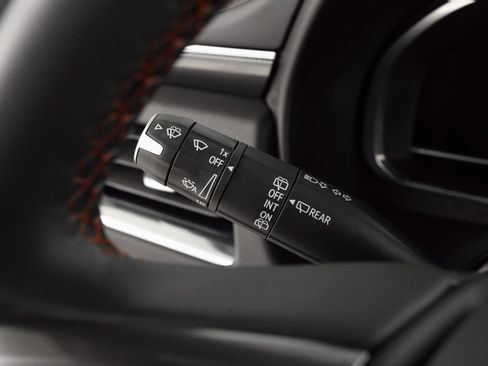 Used 2023 Chevrolet Suburban RST image 18