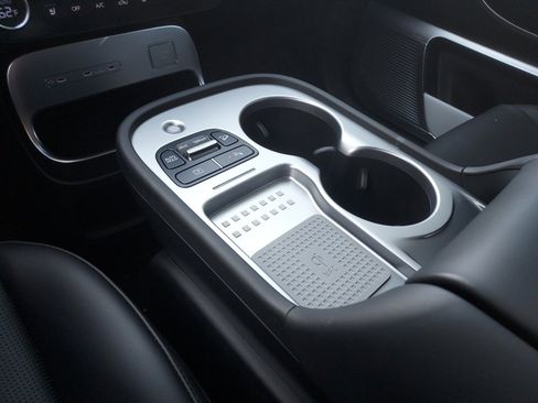 New 2026 Hyundai Ioniq 9 Limited image 28