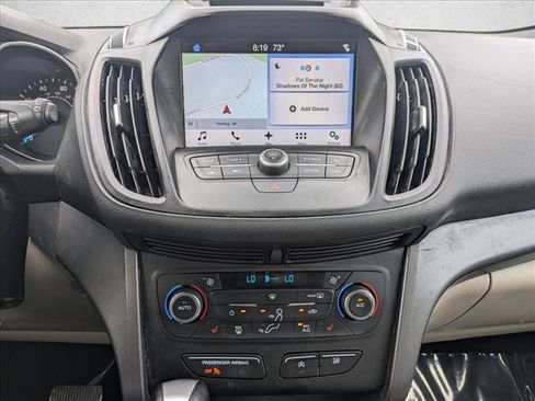 Used 2017 Ford Escape SE w/ SE Leather Comfort Package FWD image 15