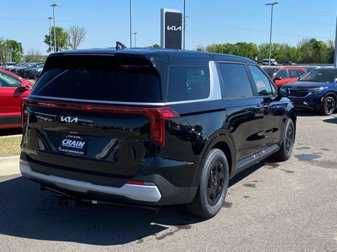 New 2026 Kia Carnival FWD image 7