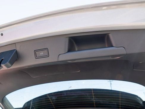 New 2026 Volkswagen Atlas Cross Sport SEL R-Line image 35