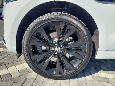 Used 2026 Jaguar F-PACE R-Dynamic S image 13