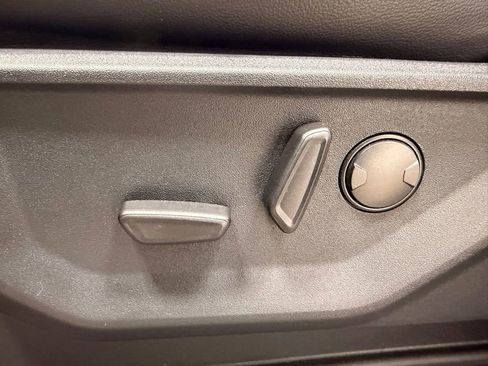 Used 2025 Ford F150 Lariat image 26