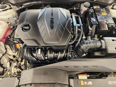 Used 2025 Hyundai Sonata SEL FWD image 33