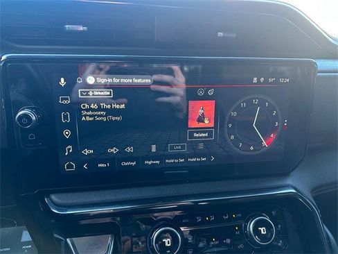 Used 2024 GMC Sierra 2500 AT4 w/ AT4 Premium Plus Package image 16