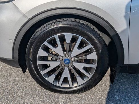 Certified 2020 Ford Escape Titanium image 4