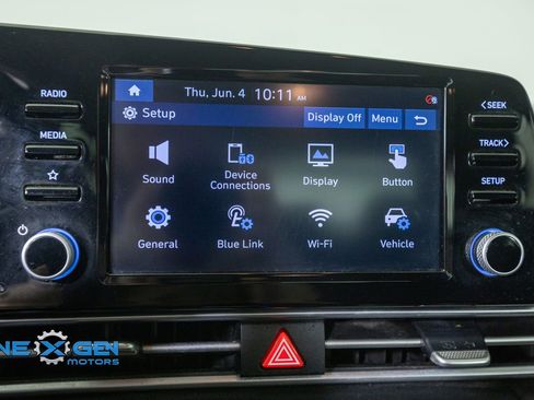 Used 2021 Hyundai Elantra SEL w/ Convenience + Premium Package FWD image 20