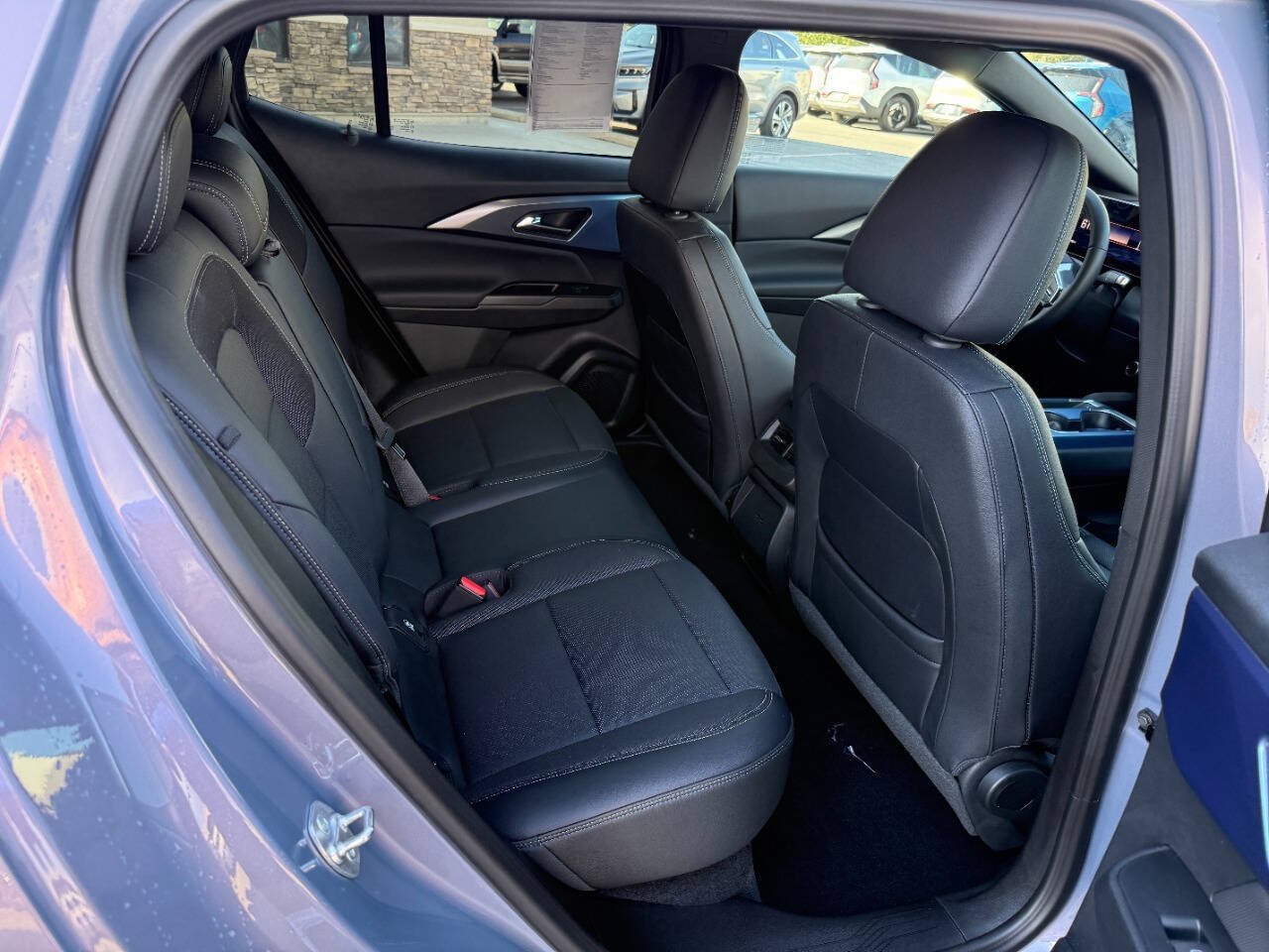 Used 2024 Chevrolet Equinox EV LT AWD/4WD image 13