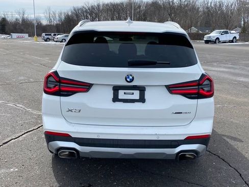 Used 2023 BMW X3 xDrive30i image 4