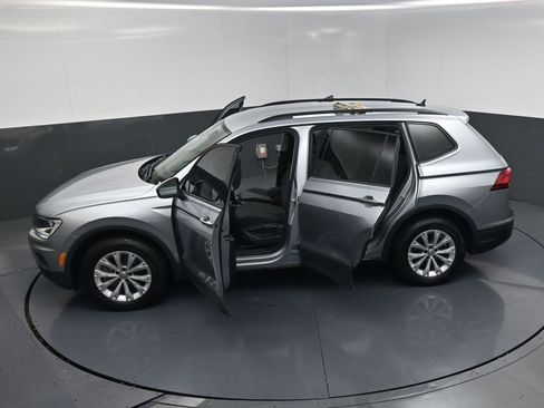 Used 2020 Volkswagen Tiguan S FWD image 24
