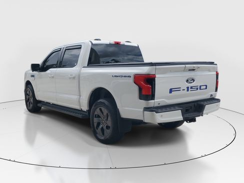 Used 2025 Ford F150 Lightning Flash image 5