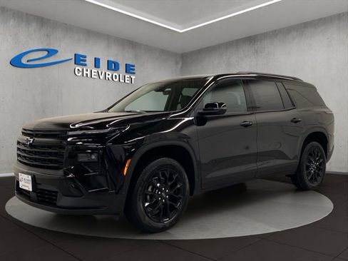 New 2026 Chevrolet Traverse LT w/ Enhanced Driving Package image 7