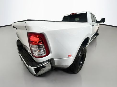 Used 2024 RAM 3500 Big Horn AWD/4WD image 4