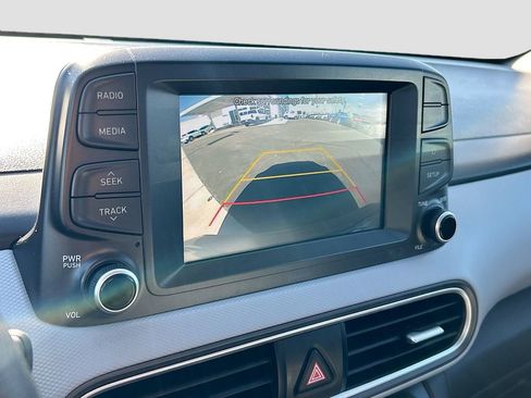 Used 2018 Hyundai Kona SE FWD image 13