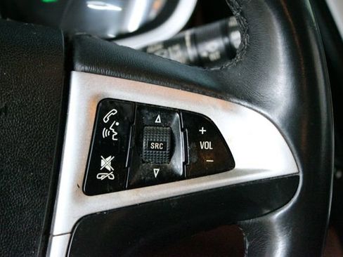 Used 2016 Chevrolet Equinox LTZ image 17