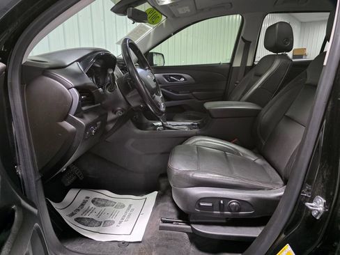 Used 2019 Chevrolet Traverse Premier w/ Redline Edition AWD/4WD image 9