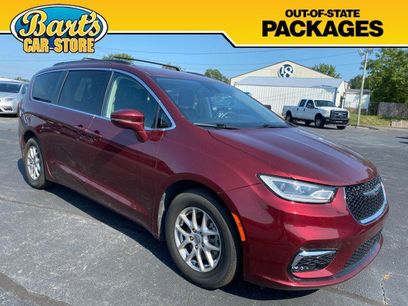 Used 2022 Chrysler Pacifica Touring-L
